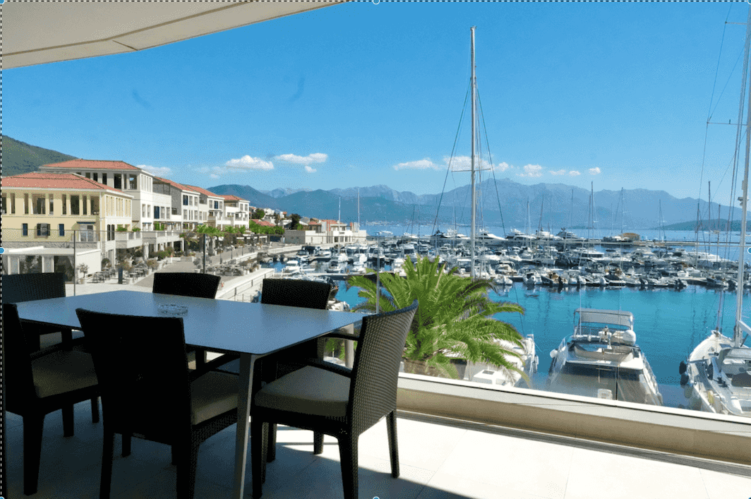 Luxury two-bedroom apartment in Portonovi Marina Village